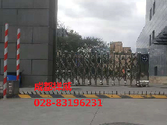 成都某银行大门破胎器投入使用中