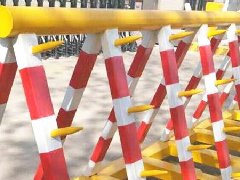 武警定制拒马投入使用