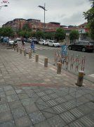 都江堰某中学防撞柱安装